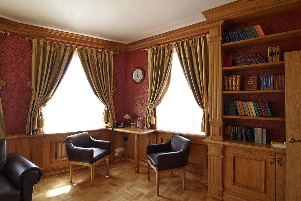 Hotel Pidkova Rivne Habitación foto